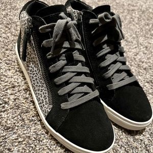 Blondo Genesis Snake Embossed Hidden Wedge Sneaker